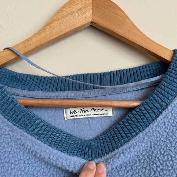 FREE PEOPLE WE THE FREE COZY CAMDEN SWEATSHIRT in FALLING WATER BLUE - Picture 5 of 11
